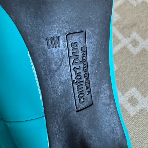 Comfort Plus Patent Round Toe Mid Heel Pumps Office Cocktail Turquoise Blue 11W - Picture 5 of 9